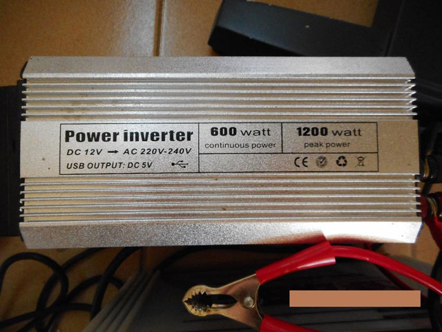 01 18 materiale elettrotecnico africa 03