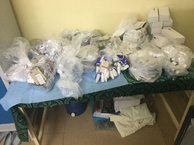 01 20 materiale medico sanitario burkina 08
