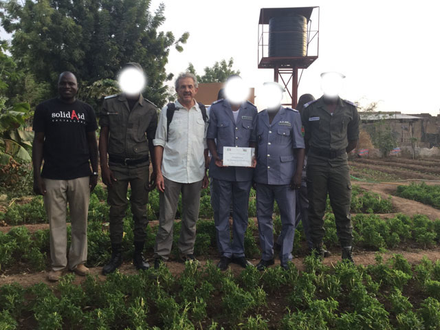 01 20 orto carcere africa 01