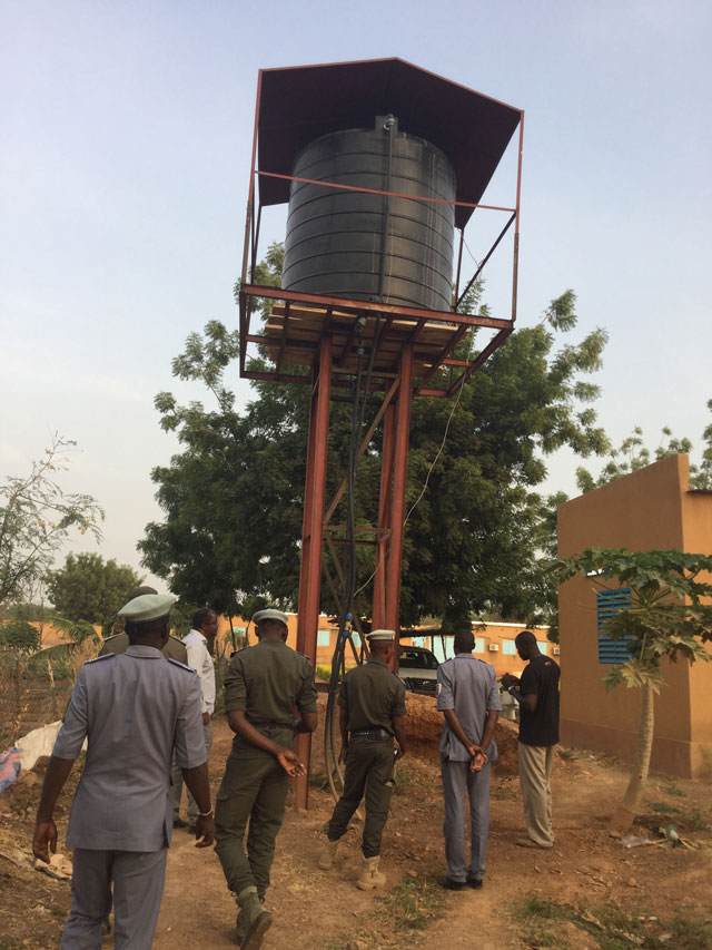 01 20 orto carcere africa 11